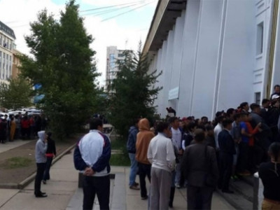 Наадмын тасалбар худалдаанд гарчээ 