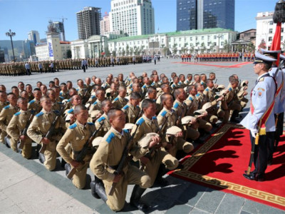 Оюутан цэргүүд наймдугаар сарын 13-нд тангаргаа өргөнө