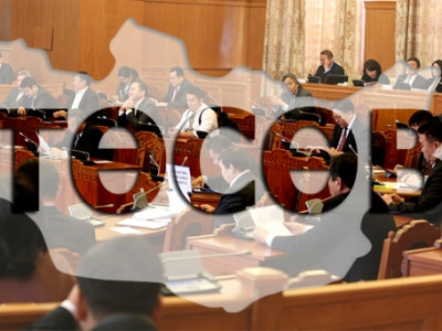 Төсвийн мөнгөөр байшин барихаа л больчих