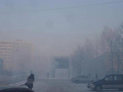 Агаарын бохирдлын хэмжээ 500-гаас дээш давсан тохиолдолд гэрээсээ гарахгүй байхыг ДЭМБ-аас зөвлөдөг. Гэтэл манайд ...