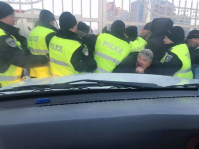 Данхайсан том төрийн албадууд