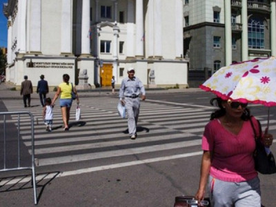 Замын хөдөлгөөнд оролцохдоо чихэвч зүүх, гар утсаар ярихыг хориглоно