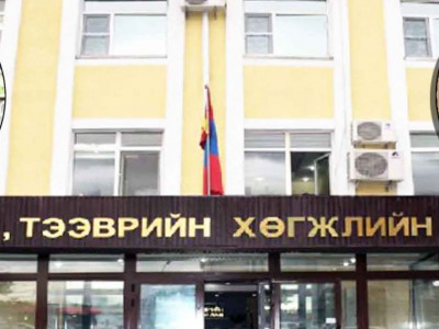 Талийгаач Т Гомбосүрэнг албан өрөөнөөс дуудаж буй бичлэг ил болжээ