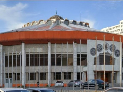 Бөхийн өргөөний асуудал дахиад гацаанд орлоо