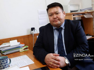 Н.Сүхбаатар: Цагаан сараар дуу дуулж, НАЙР ҮҮСГЭДЭГГҮЙ