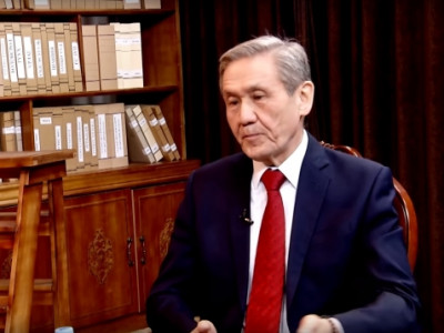 Н.Энхбаяр: Ц.Элбэгдоржид, М.Энхболдод ч гэсэн хандаж хэлмээр байгаа юм. Одоо болио...