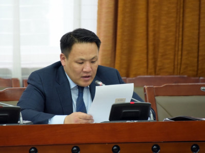 Н.Номтойбаярыг У.Хүрэлсүх өөрөө улс төрд оруулжээ