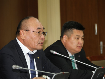 АН: Дахин нэг сайд 1.2 сая еврогийн авлига авсан асуудал сөхөгдлөө