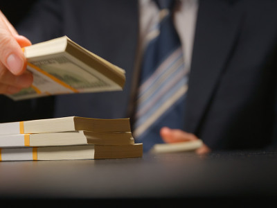 Хөөн хэлэлцэх хугацаанд найдсан авлигын хэрэгтнүүдийн горьдлогыг таслая