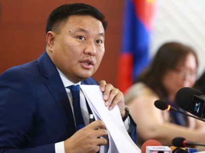 Н.Цэрэнбат: Уул уурхайн 19 аж ахуйн нэгжийн 23 тусгай зөвшөөрлийг цуцлахаар шийдвэрлэлээ