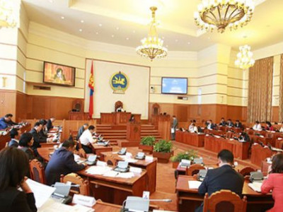 С.Бямбацогт: Байгалийн баялаг төрийн, нийтийн өмч байна