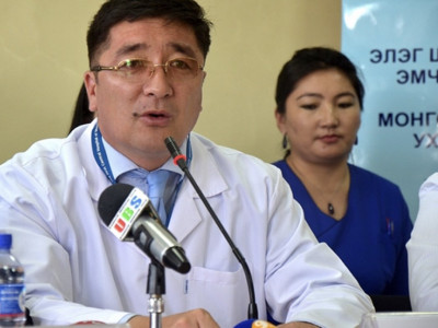 Cалбартаа “элэггүй” Б.Бямбадорж Эрүүл мэндийн яамны Төрийн нарийн бичгийн дарга болтлоо дэвших зөв үү, У.Хүрэлсүх сайд аа?
