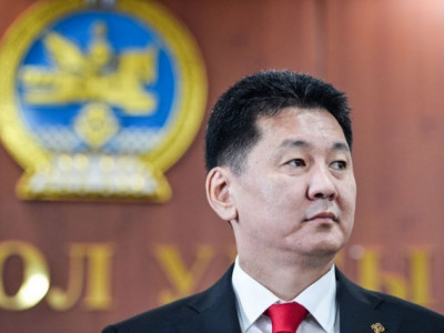 У.Хүрэлсүхийг “угаартуулж” мэдэх хотын утаа айсуй