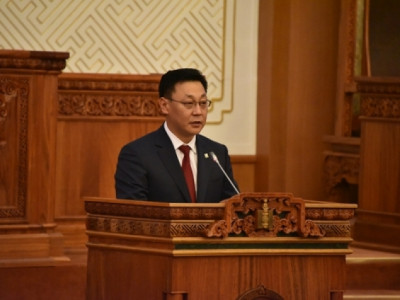 “…Хөлгийн ахмад нөхдөө орхидоггүй”