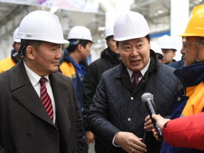 Банкны хөрөнгө оруулалт болох 20 тэрбум төгрөгийг Б.Эрдэнэбат хувийнхаа дансанд шилжүүлсэн байжээ