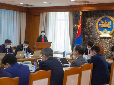 Хотоос орох, гарах хөдөлгөөний хязгаарлалтыг сунгах эсэх талаар хуралдаж байна