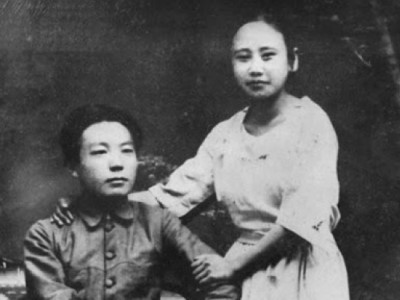 Зохиолч Д.Нацагдорж, гэргий Д.Пагмадулам нарыг тагнуулын ажилд ашигласан уу?