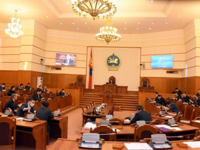 Арван хувийн ашиг ба луйварчид