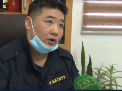 Авто тээврийн үндэсний төвийн ажилчид 