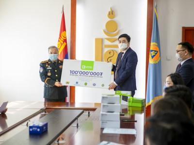 Юнител групп: Фронт дээрх 500 ажилтныг онлайн системд холбож нийт 100 сая төгрөг хандивлалаа