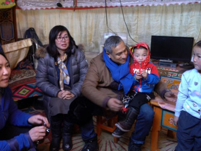 Ирэх сар хүртэл хөдөөгийн багийн хүүхдүүд мөнгөн тусламж авна