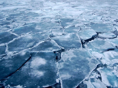 Онцгойгийн алба хаагч үүрэг гүйцэтгэж яваад Хөвсгөл нууранд живж, амиа алджээ