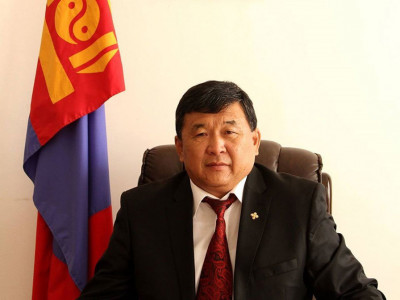 Б.Бадраа: Малчид үр ашиггүй ямаан сүргээ дагах уу, хонин сүрэгтээ түшиглэсэн бизнесийн шинэ загварыг бий болгох уу гэдгээ сонгох хэрэгтэй