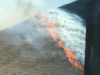 Соёмботой уул шатаж байна