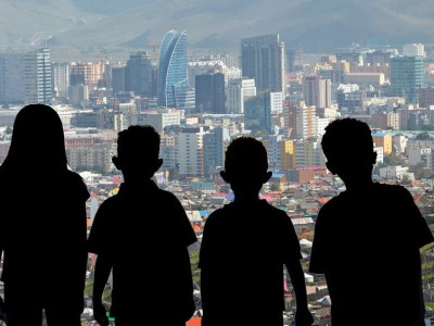 Дөрвөн хүүхдийн амийг авсан хэрэгт хэн буруутай вэ 