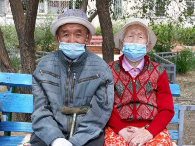 Ө.Чойжинсүрэн: Нэгэн жарны турш хамтдаа амьдарч байна