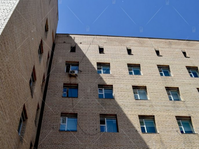 ХЭРГИЙН ГАЗАР: Гэмтлийн цонхоор үсэрсэн өвчтөн, өмнө нь амиа хорлохыг завдаж байжээ