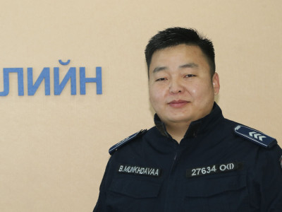 Гэгээлэг мэдээ: Цагдаагийн алба хаагч амиа хорлохыг завдсан өсвөр насны охиныг аварчээ