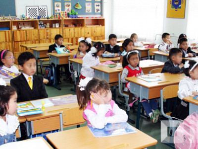 Хүүхдийг хэдэн настайгаасаа сургуульд сургах нь зөв бэ?