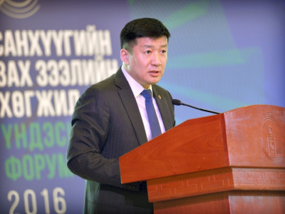 С.Баярцогт: “Монголын төрд үнэнч зүтгэх” үнэхээр халтай гэж үү?