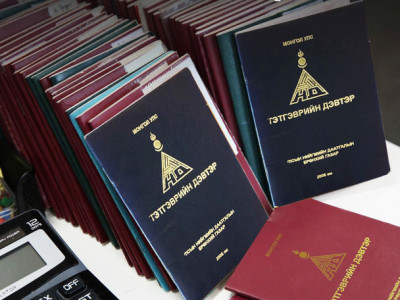 Хэрвээ та хоёр хүүхэд төрүүлж өсгөсөн бол ажилласан жил тань 3 жилээр нэмэгдэнэ