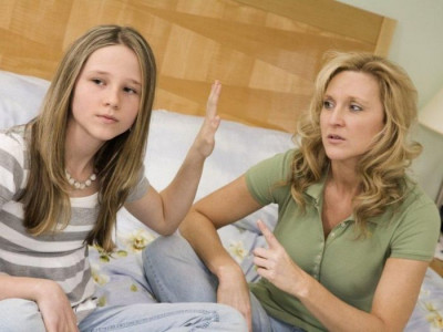 Өсвөр насны охин тань сэтгэлийн хямралтай байвал ..