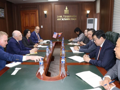 Элчин сайд Майкл С.Клечески Монгол Улс, АНУ-ын хооронд ойрын хугацаанд тогтмол нислэг үйлдэх боломжтойг онцолжээ