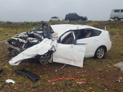 Сэрэмжлүүлэг: Увс аймагт зам тээврийн ноцтой осол гарч 31 настай эрэгтэй амиа алджээ