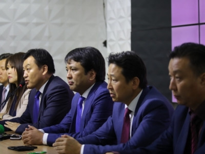 ХҮН Ерөнхийлөгчид нэр дэвшүүлэх магадлалтай кандитатуудаа судалж байна 