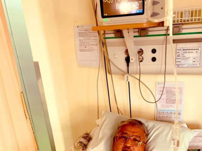 Б.Болдсайхан эмч ходоодны хорт хавдраа эмчлүүлэхээр өнөөдөр өглөө БНСУ руу нисчээ