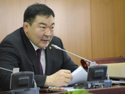 Бид л эс бол хэн үлгэрлэх вэ?