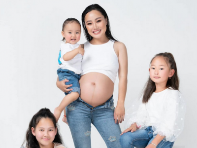 Т.Ананда өөрийн охинтойгоо Зөөсийг найзлуулах болжээ