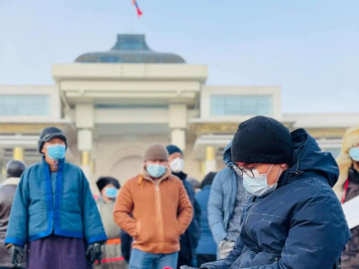 Улаан бал: Ийм xyдлаа, yвайгүй таpхи xaрлуулагч хүмүүсээ одоо ялгаж салгамаар байна