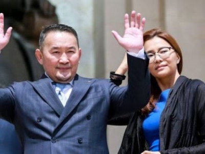 Б.Намуун 38 жилийн өмнөх өвөөгийнхөө ярилцлагыг дэлгэв