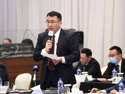 Д.Сумьяабазарын зүгээс аль болох хөл хорионоос татгалзах бодлого барина 