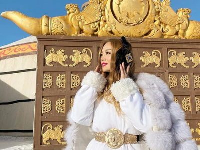 Б.Халиуны тансаг төрх