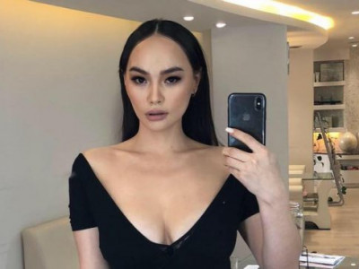 Б.Цэцэг: Инфлүенсерүүд ээ, Сошиалд хар зах шиг бараа шахдаг байхаан больчуул бид ч өөр болох гээд л байгаа юм