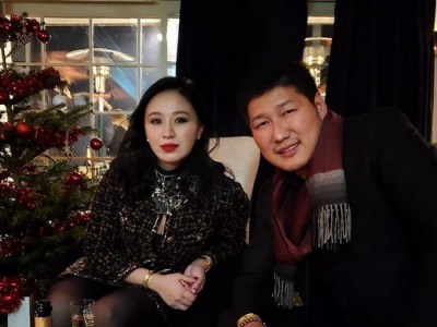 Шарк хатагтай Н.Цэлмүүн эх болсон жаргалтай мөчийнхөө хормыг хуваалцлаа