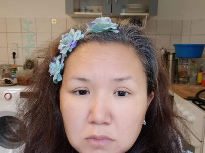 Гангстер эмээ гэж хэн бэ