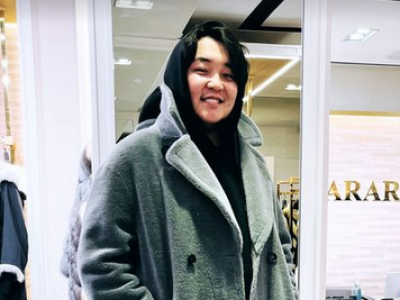 Жүжигчин Б.Баярмаа анх удаагаа гавьяат нөхөртэйгөө дуранд өртөв